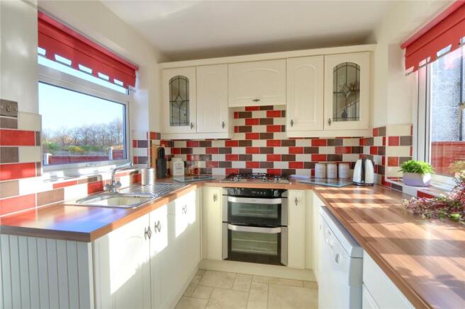 Kitchen 1.