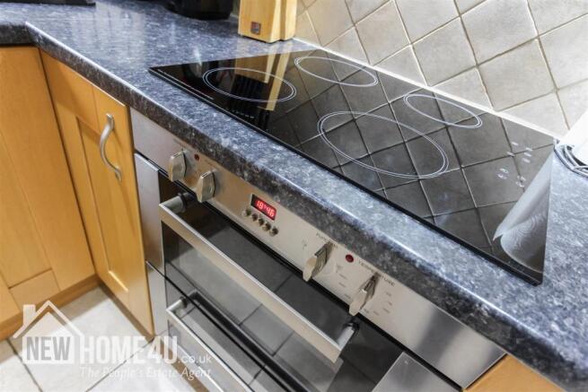 KITCHEN: