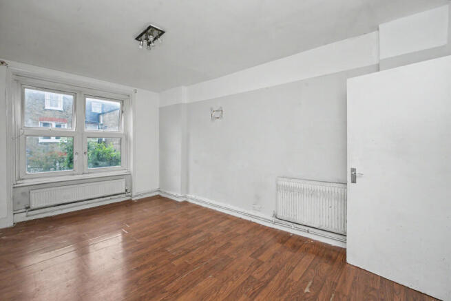 27b Fernside Road, Balham, London SW12 8LN