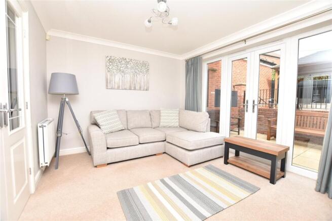 6 bed Detached for sale Image 6