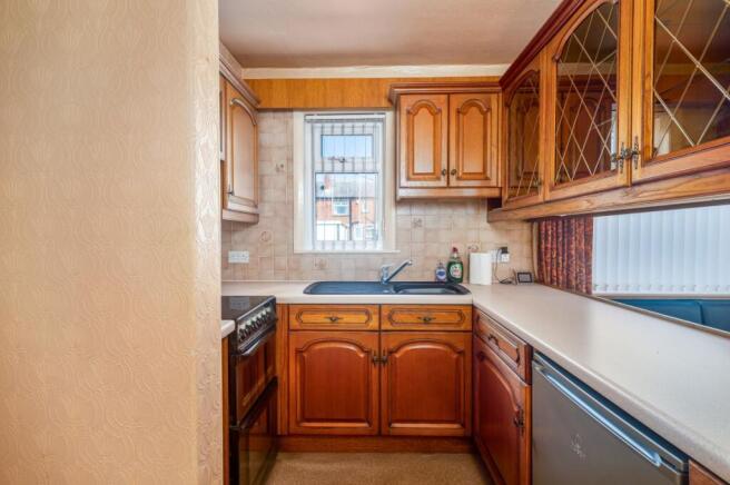 3 bed Semi-Detached for sale Image 4