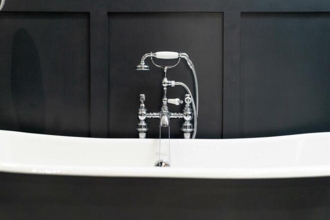 Bathroom-6.jpg