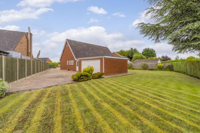 2 Levers Close (Fishtoft)-10