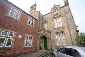 Flat 11, 42 Fearnley Hall, The Woodlands, Birkenhead CH41 2SH