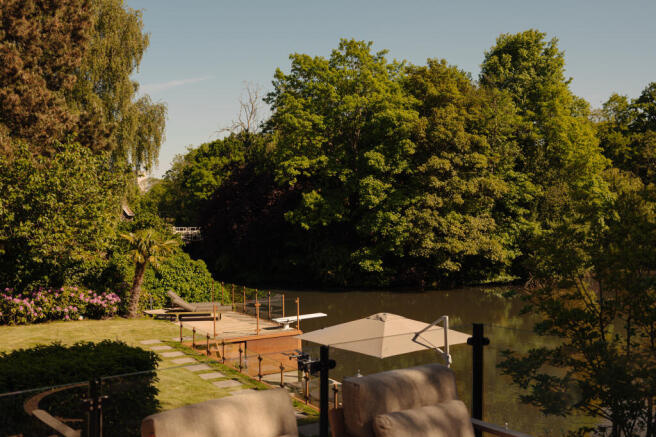 Zuidelijke Wandelweg 33 1079 RK AMSTERDAM image 3