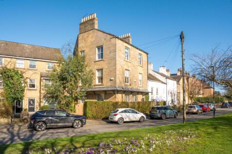 Devonshire Place, Harrogate, HG1