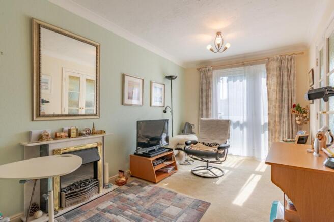 1 bed Retirement Property for sale Image 5
