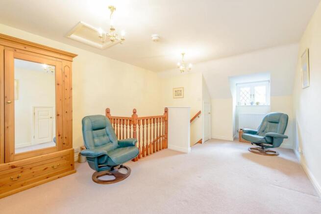 8352039-interior16-800.jpg