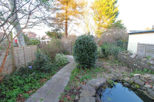 Garden 1.JPG