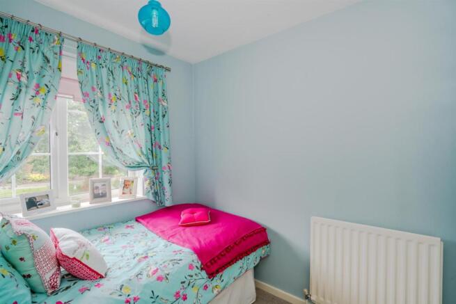 44, Badgers Way, Heath Hayes, Cannock, Staffordshi