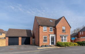 1, Chaffinch Avenue, Bristol BS31 2FR