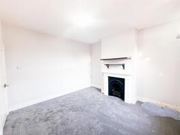 35, Grove Green Road, London E11 4EG