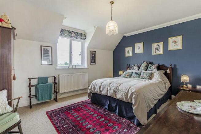 8517218-interior07.jpg