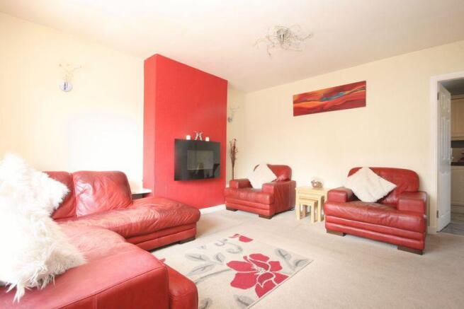Living Room (2)
