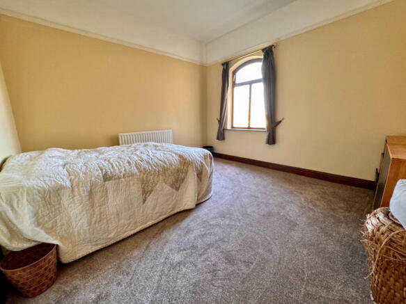 4 bed Smallholding for sale Image 8
