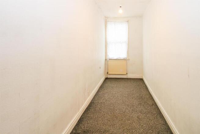 3 bed Terraced for sale Image 8