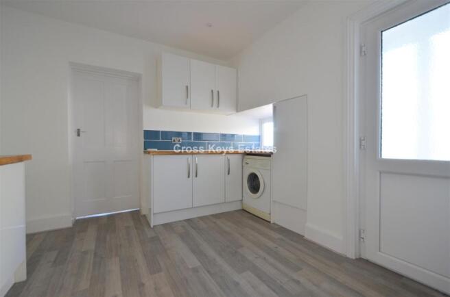 Utility Room A.JPG