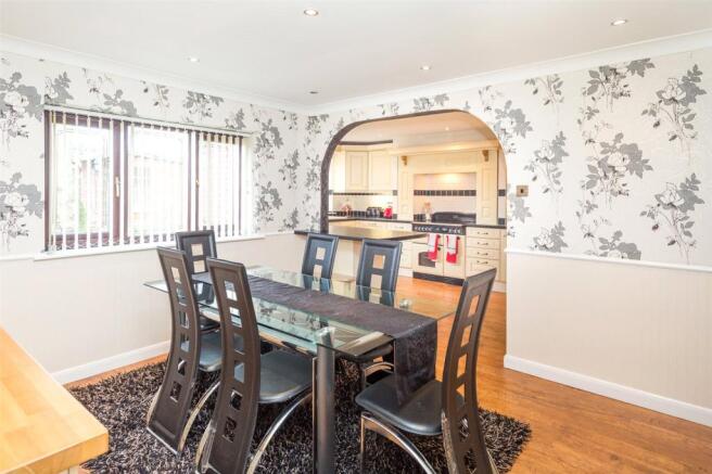 Dining To Kitchen