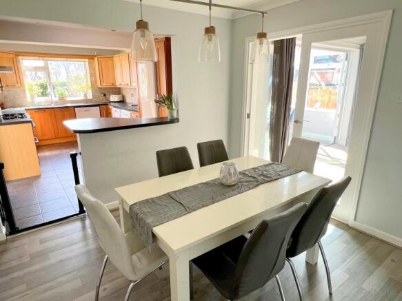 Kitchen/dining room