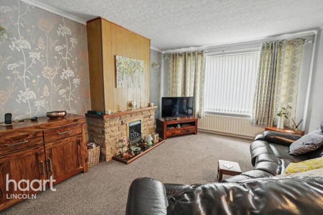 Birchwood Avenue, Lincoln photo 4
