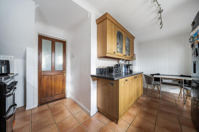 Almondsbury Road, Portsmouth, Hampshire, PO6 photo 4