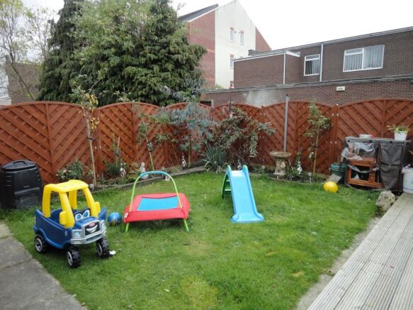Photo 13