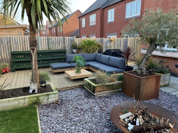 garden 2.jpg