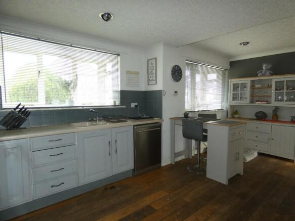 Kitchen 1