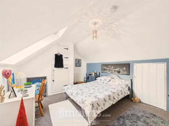 Studio/Bedroom 3