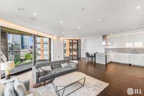 64, 14 Glacier House, Charles Clowes Walk, London SW11 7AJ