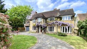 52, West Drive, Cheam SM2 7NA