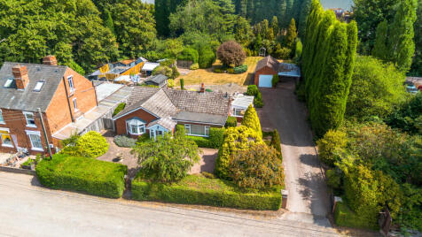 Moors Avenue, Hartlebury, Kidderminster
