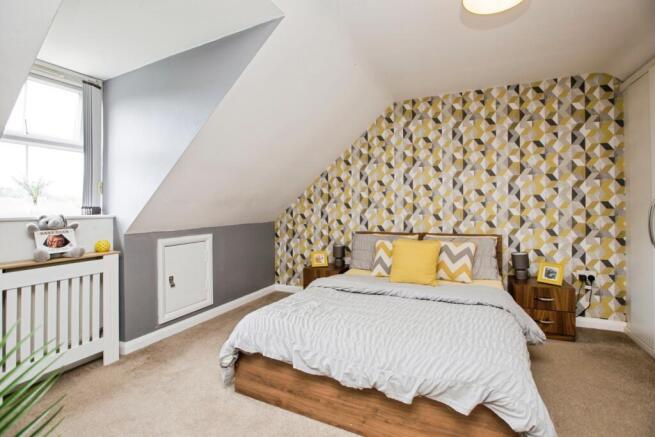 4 bed Town House for sale Image 6