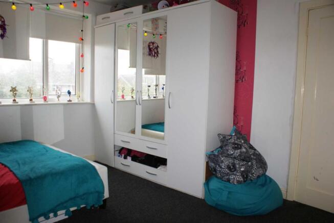 2nd Bedroom