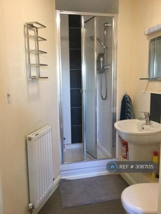 Master Bedroom En-Suite