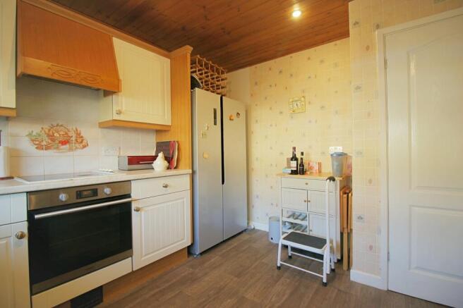 2 bed Bungalow for sale Image 7