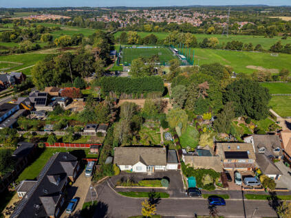 Vicarage Close, Kirby Muxloe, LE9