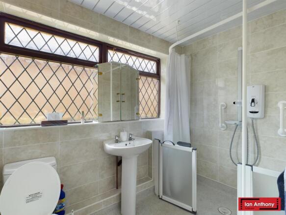 WET ROOM