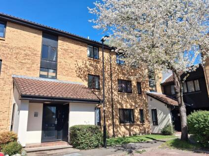 Tanglewood Way, Brookside, Feltham, TW13