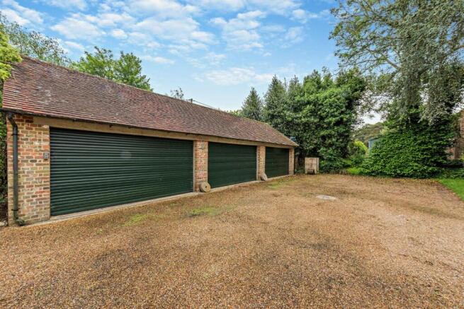 6 Car Garage