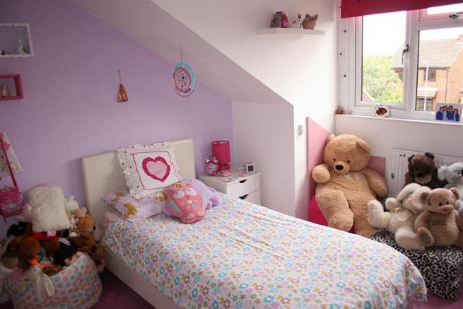 bedroom2.JPG