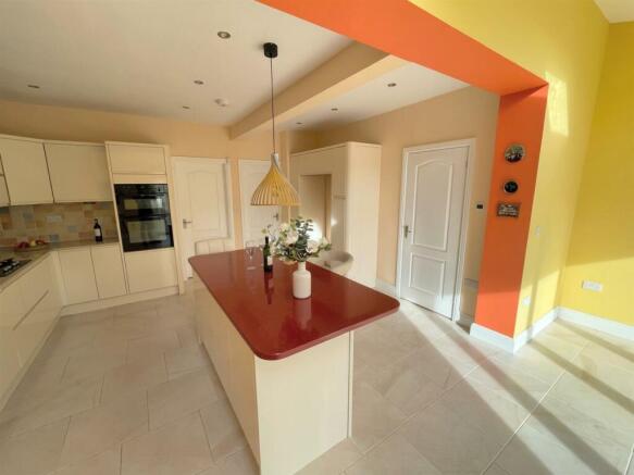 Open Plan Kitchen/Living/Dining Room