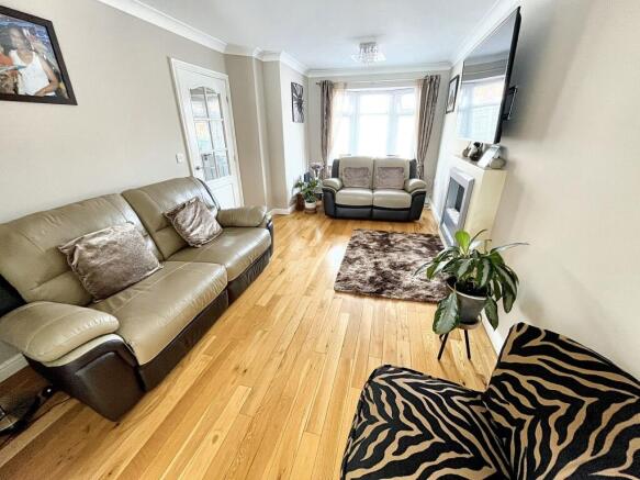Albert Drive, Whitefield, M45 photo 4