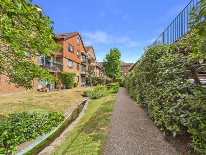 Lansdowne Road, Purley