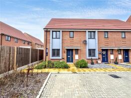 16, Eastwood Chase, Rainham, Gillingham ME8 8FT