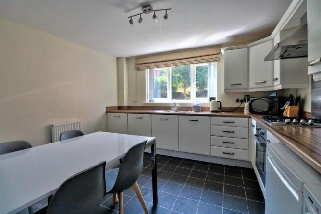 Kitchen diner,
