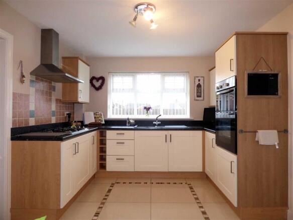Fitted Kitchen