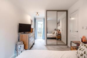 3, Aspdin House, Bazley Close, Swanscombe DA10 0FG
