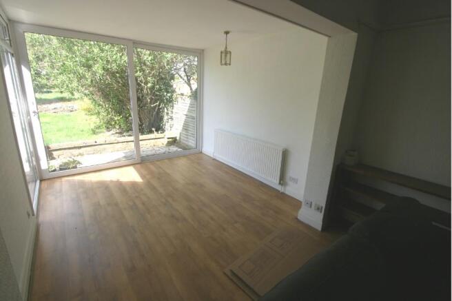 Rear lounge pic 2