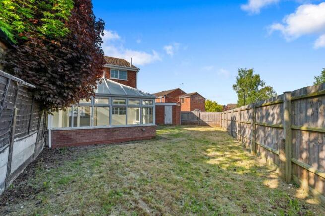 Dunstall Crescent, Bishops Tachbrook photo 4